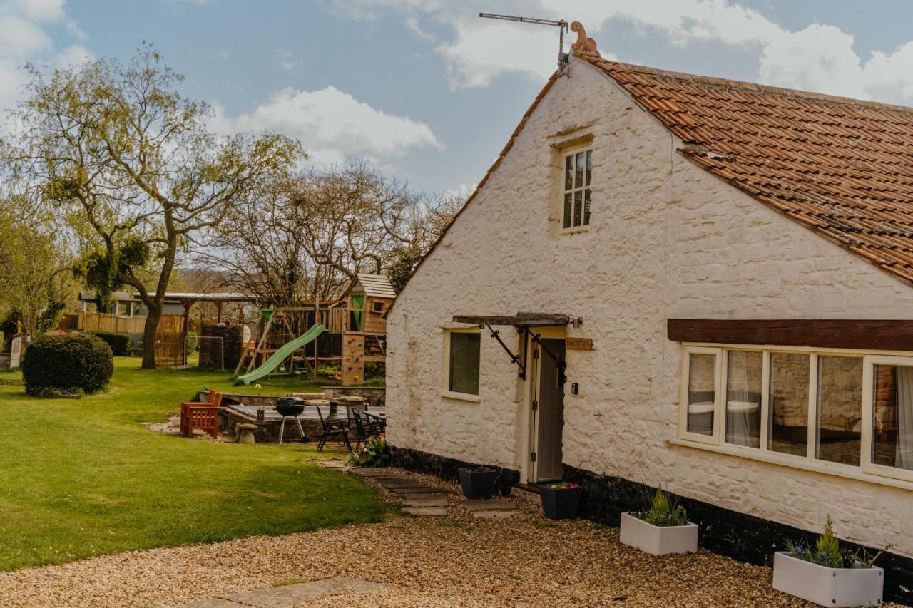 Little England Retreats - Cottage, Yurt And Shepherd Huts Othery Ngoại thất bức ảnh