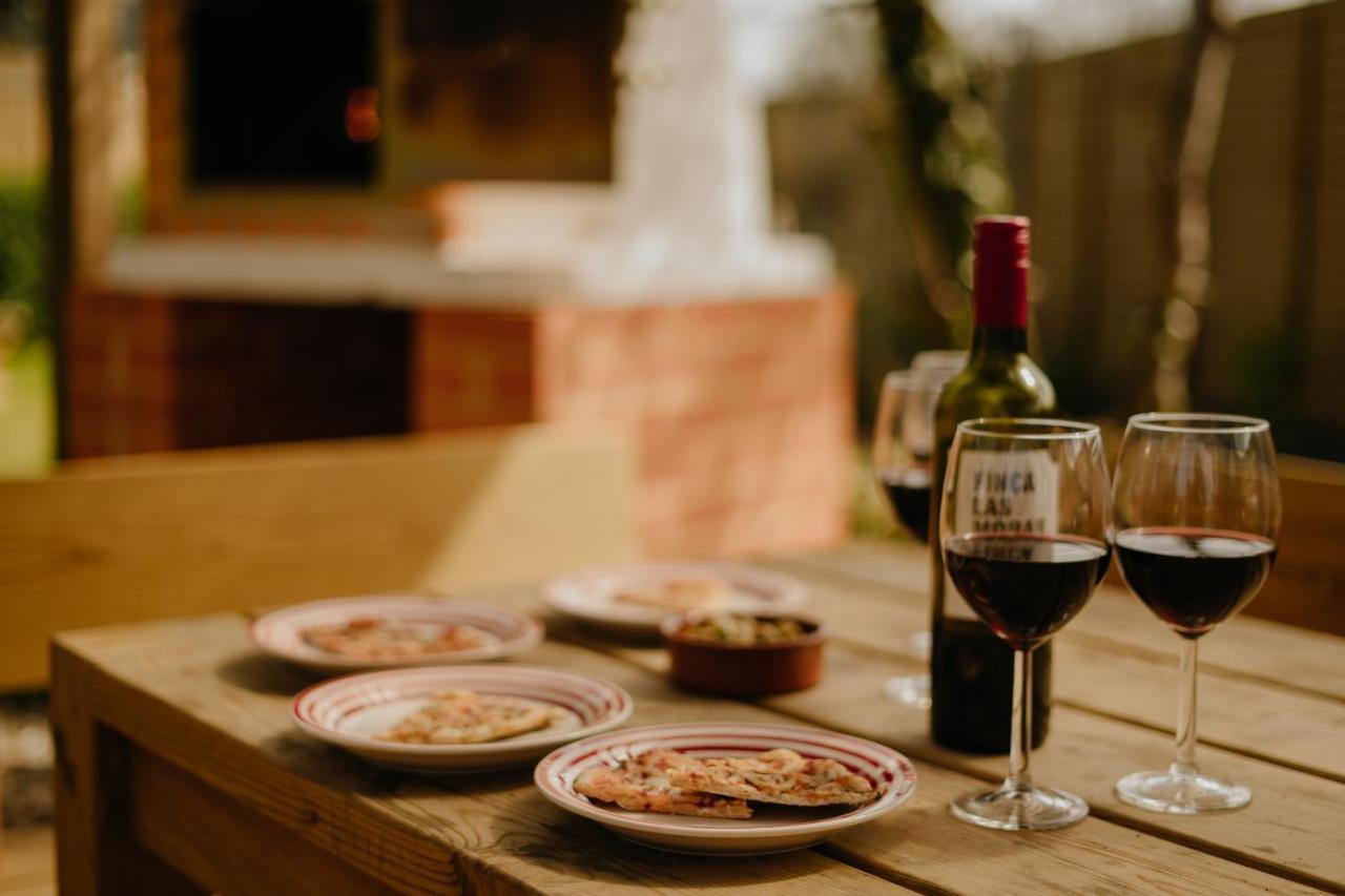 Little England Retreats - Cottage, Yurt And Shepherd Huts Othery Ngoại thất bức ảnh