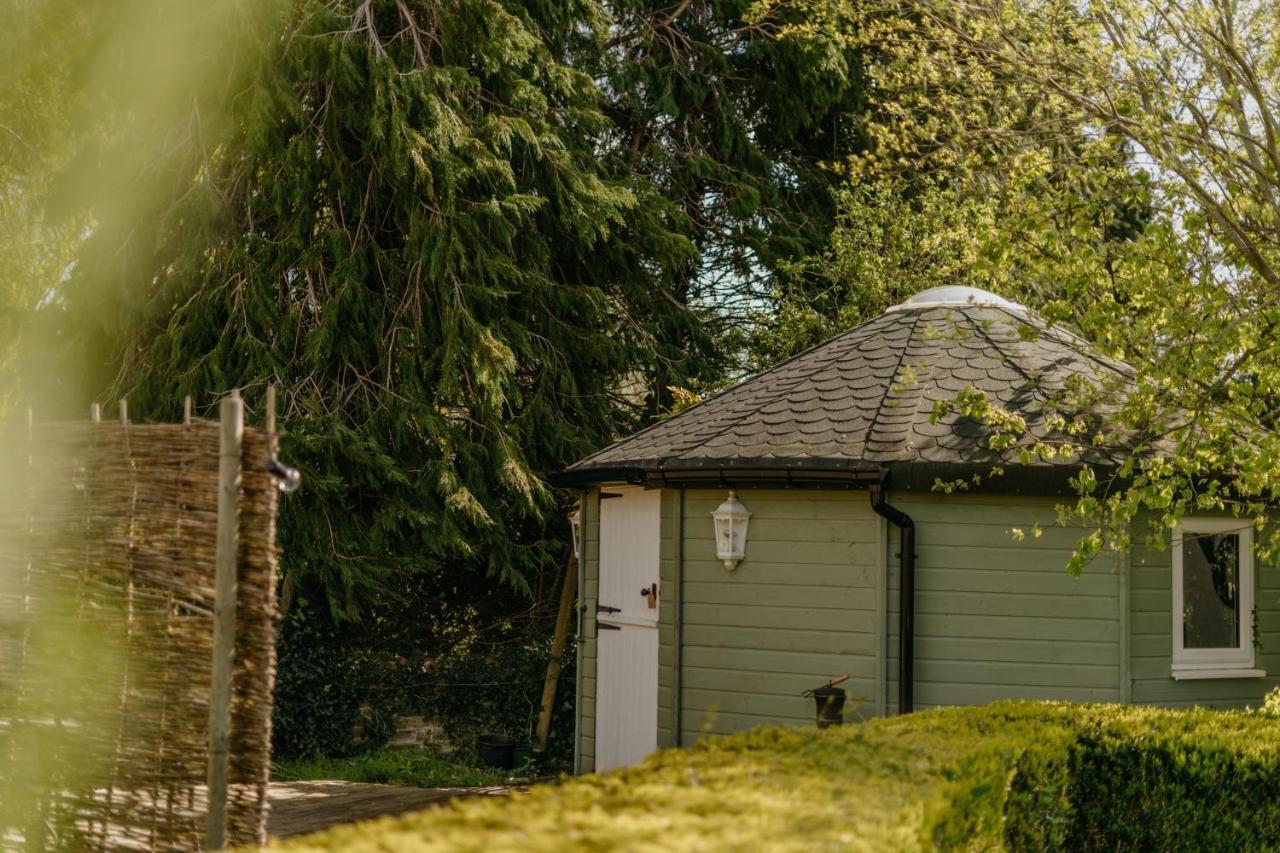 Little England Retreats - Cottage, Yurt And Shepherd Huts Othery Ngoại thất bức ảnh